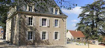 Le Manoir Des Cedres Hotel